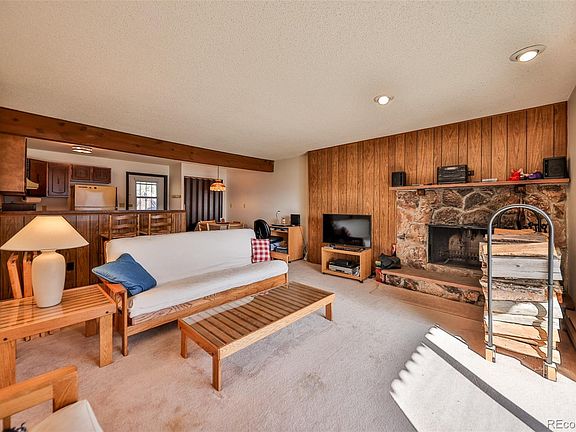 3rd image of 116 Tall Pine Cir #6-A