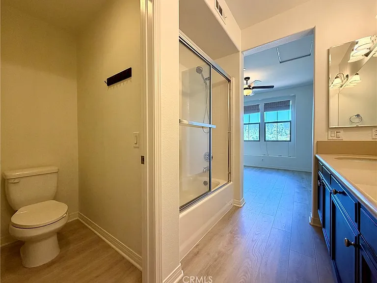 606 Asbury — Photo 25