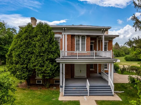 965 Racine STREET, Delavan, WI 53115