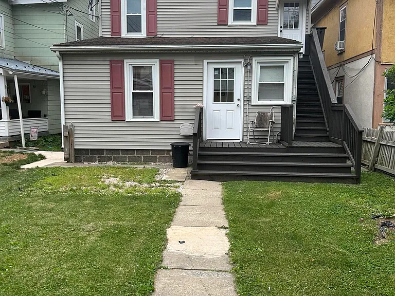 533 Chestnut St #2 — Photo 14