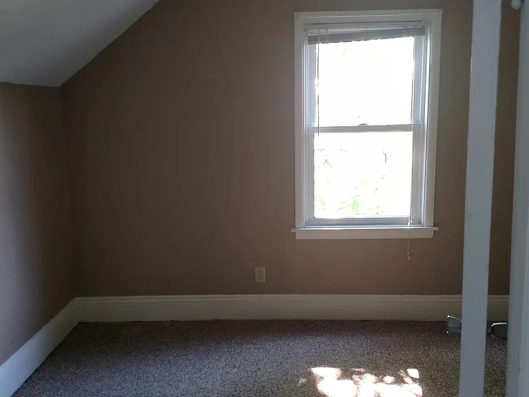 2820 Mondovi Rd — Photo 9