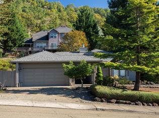 2745 NW Kline St, Roseburg, OR 97471