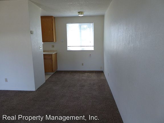 5th image of 1365 Magnolia Ave APT 07