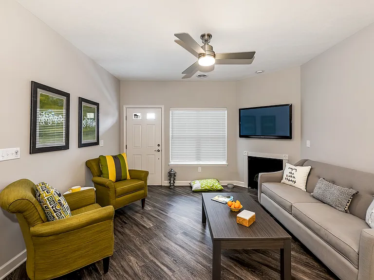 The Orchard Apartments — Photo 26