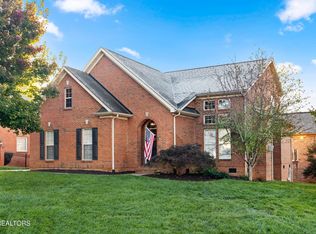 9915 Giverny Cir, Knoxville, TN 37922