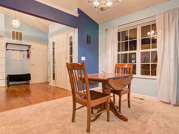 3rd image of 5513 Sunrise View Cir