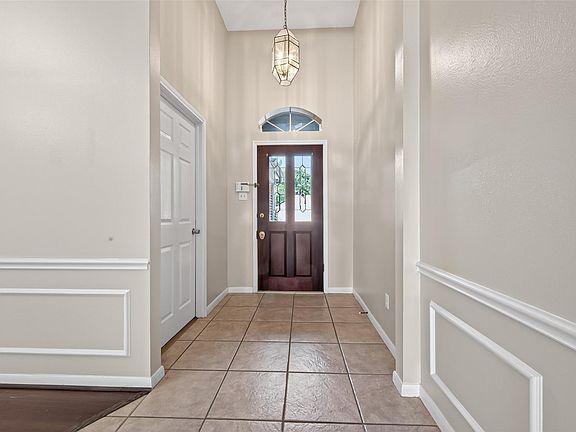 5th image of 2731 Welborn Ct