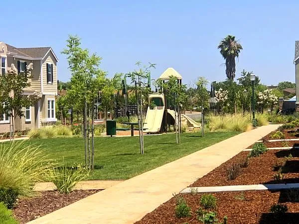 8131 Weeping Willow Ln — Photo 21