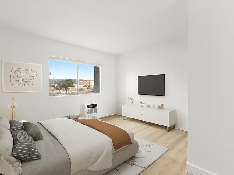 Bevia Apartments — Photo 12