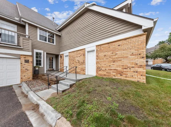 5988 Chasewood Pkwy APT 104, Minnetonka, MN 55343