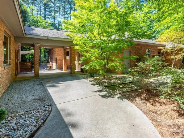 316 Riverwood Rd, Mooresville, NC 28117