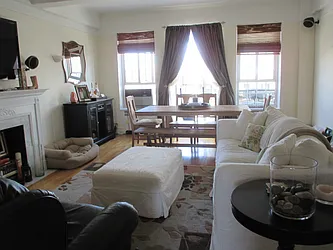 Rented by Rita S Citrin, LREB