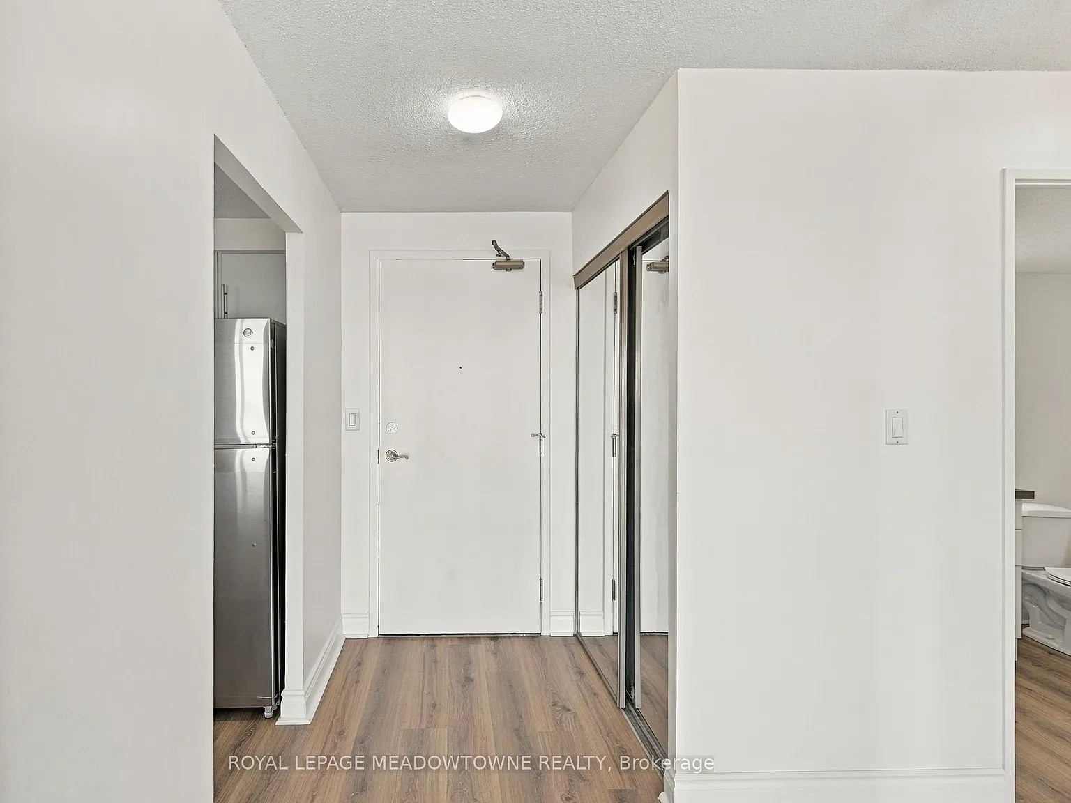 3 bed, $2,595 — Photo 4