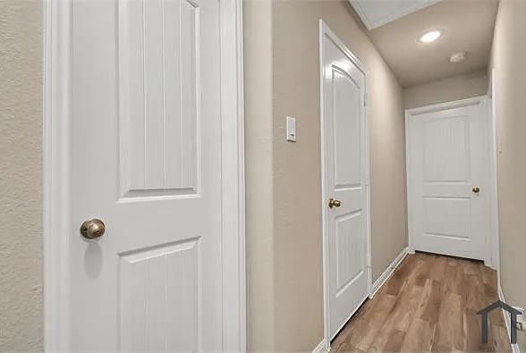 1707 Kansas St — Photo 14