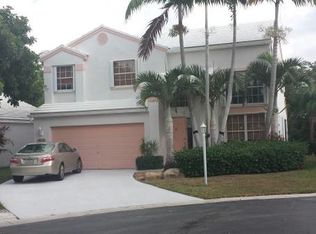 9500 NW 8th Cir, Plantation, FL 33324