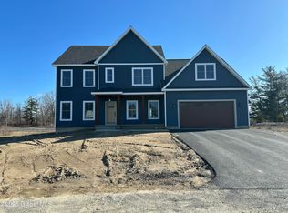 18 Kelts Farm Rd, Schenectady, NY 12309