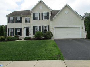 51 Glencoe Dr, Newark, DE 19702