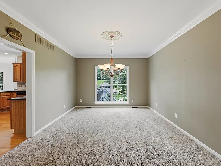 3237 Mantilla Dr — Photo 9