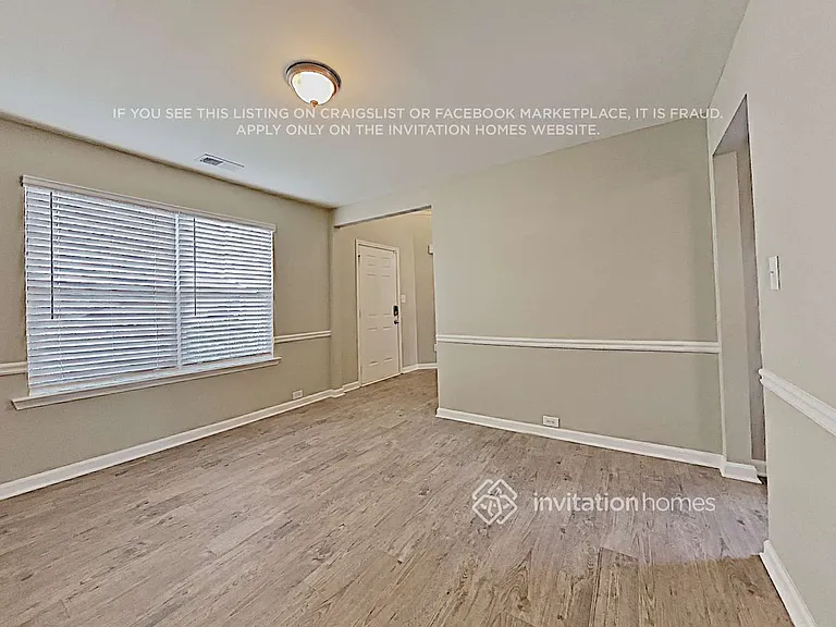 925 Donington Cir — Photo 8