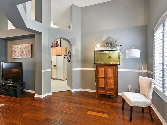 4th image of 1339 Rain Forest Ln