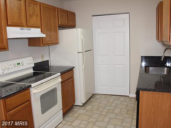 3rd image of 11192 Brunswick Pl
