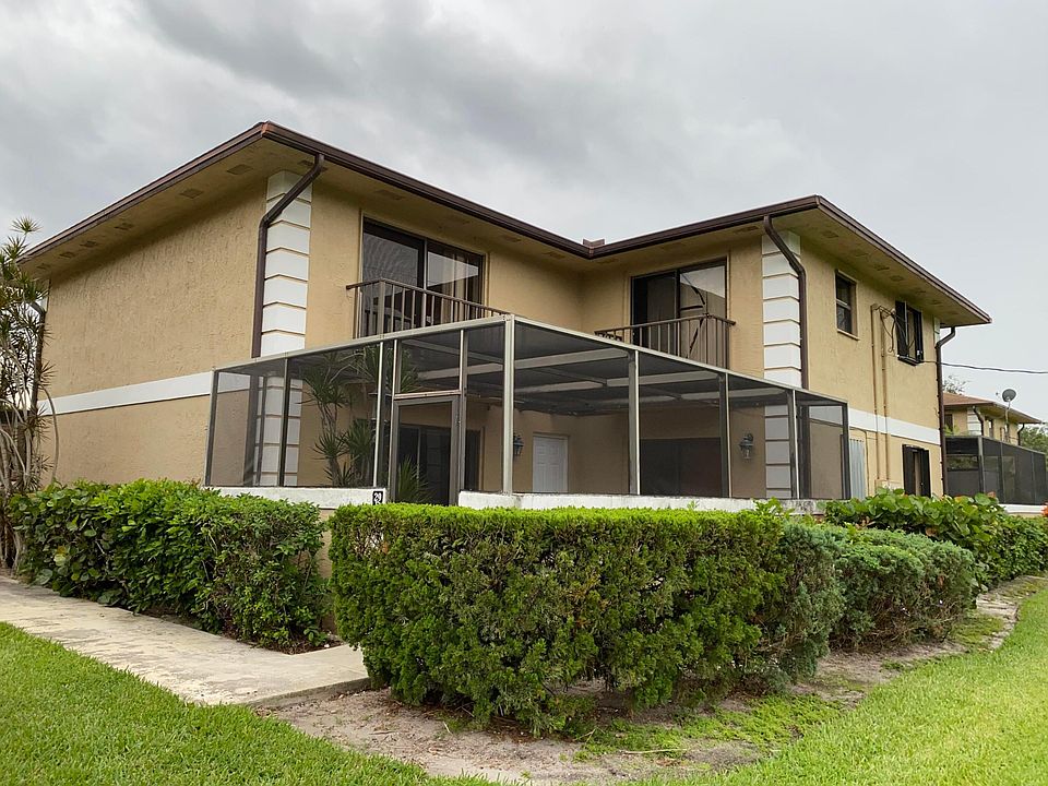 1st image of 1458 N Lawnwood Circle #29d