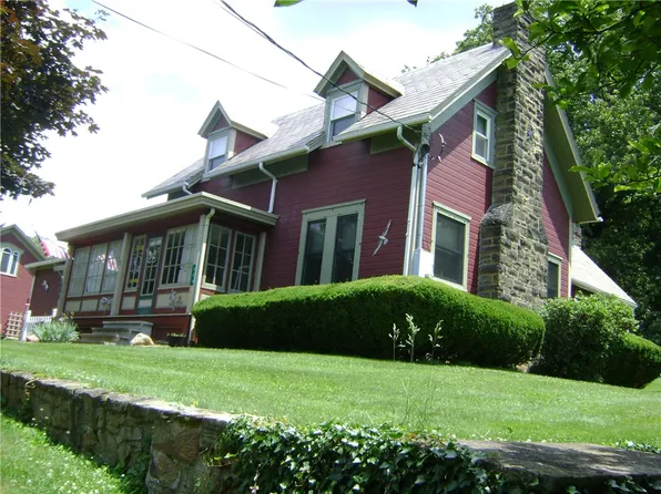 404 Scipio St, Jamestown, PA 16134