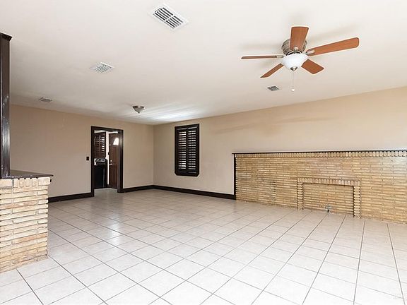 4th image of 1221 S 8th Ave APT B1