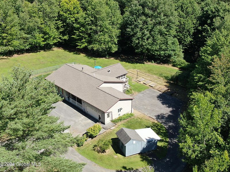3rd image of 189 Hinds Road