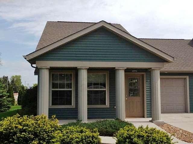 1st image of 2440 Carmen Ave