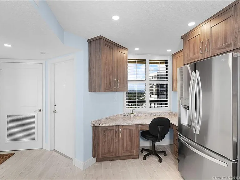 9550 S Ocean Dr #1610 — Photo 11