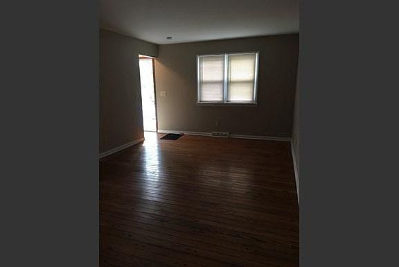 2nd image of 3862 Woodsong Dr