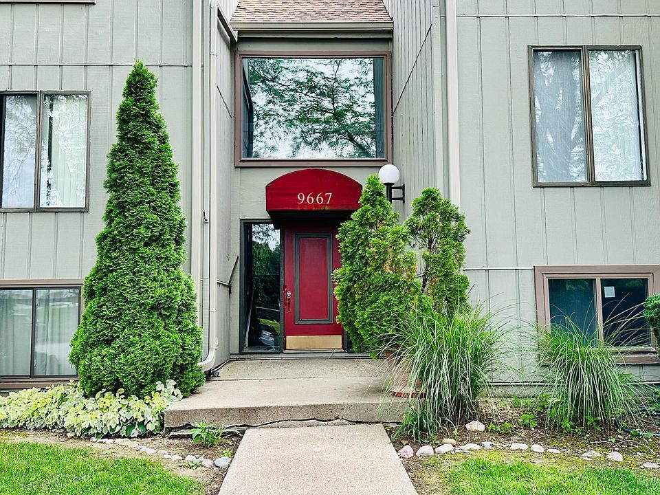1st image of 9667 Bayview Dr APT 114