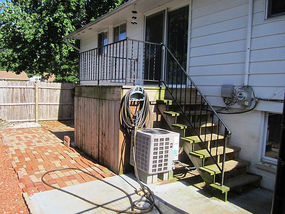5th image of 1458 Chelmsford Sq S
