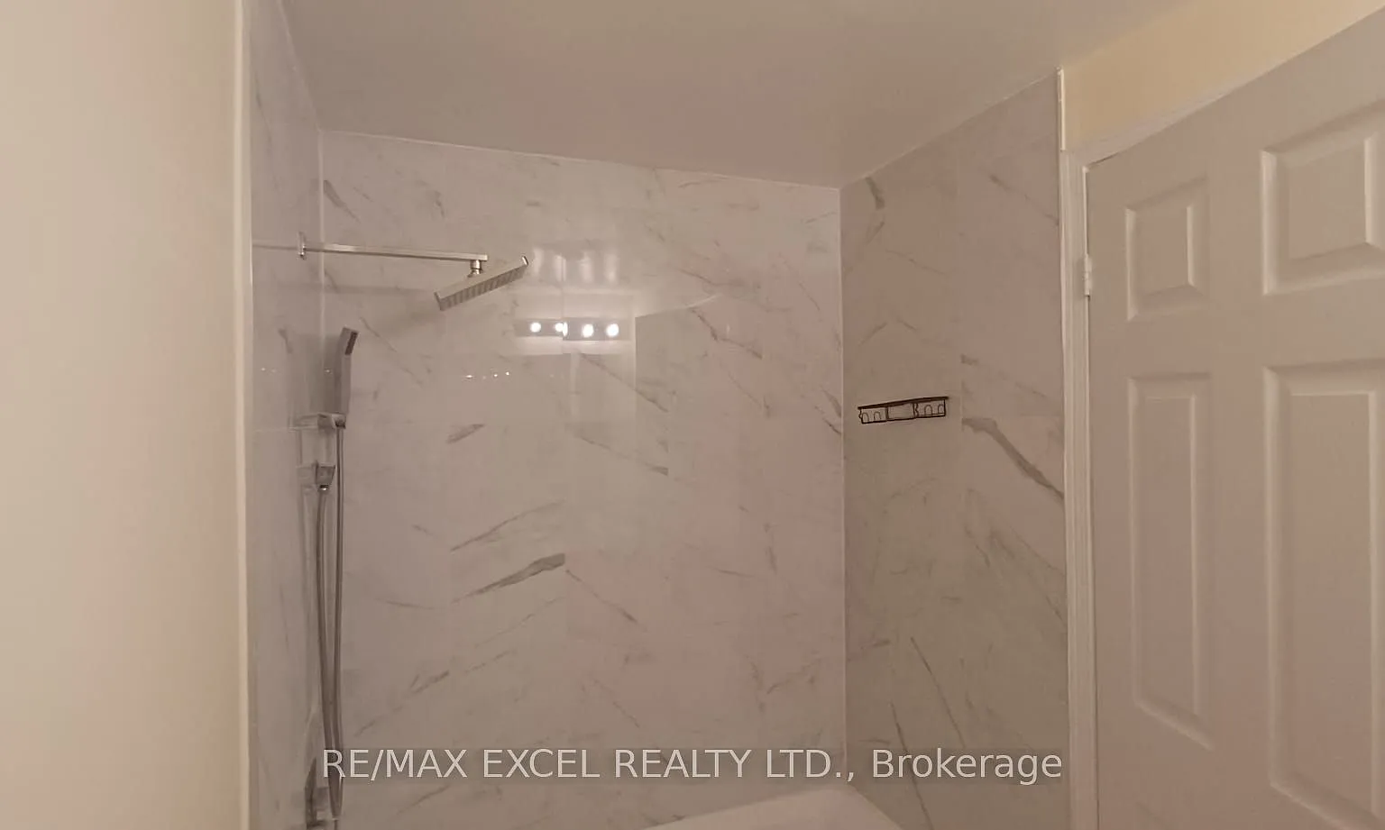 2 bed, $2,300 — Photo 4