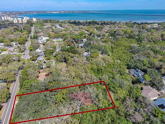 3rd image of 1971 Wolford Rd