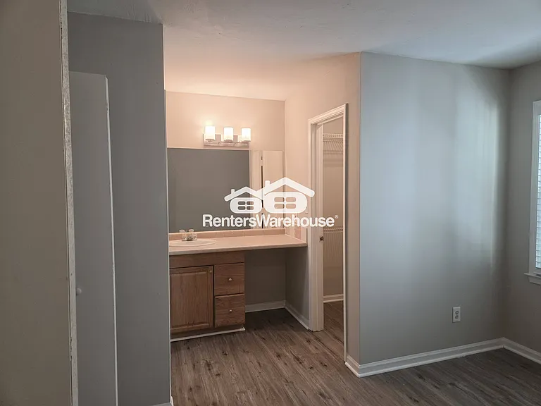 4891 Jenny Dr — Photo 3