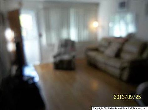 3rd image of 60 Schley Ave
