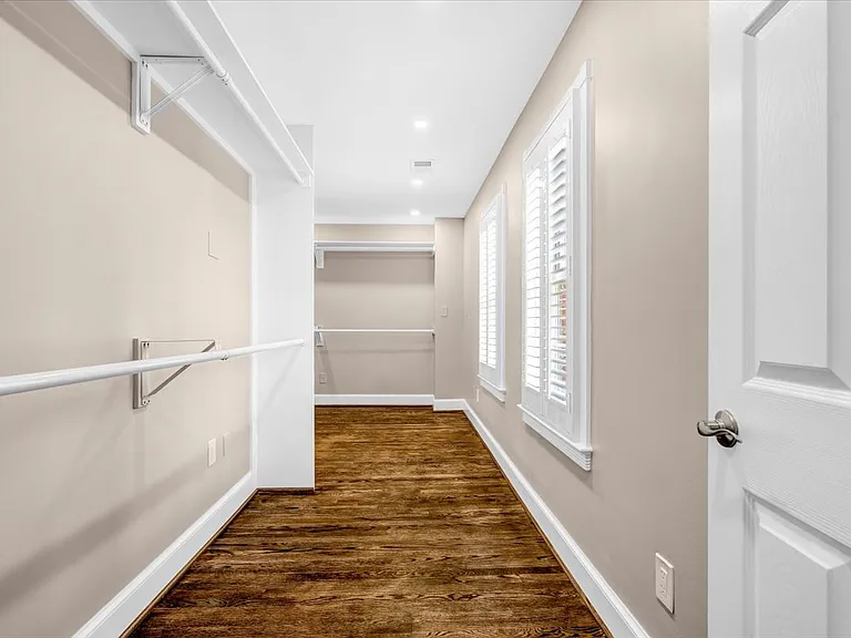 303 S Union St — Photo 38