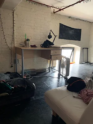 Rented by Carnegie Management Inc | media 23