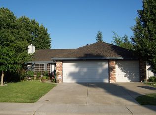 8412 Dartford Dr, Sacramento, CA 95823