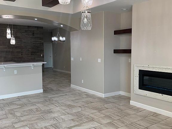 4th image of 13609 Matfen Ave