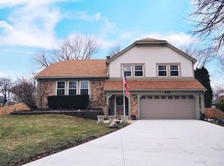 265 Essex Ct, Aurora, IL