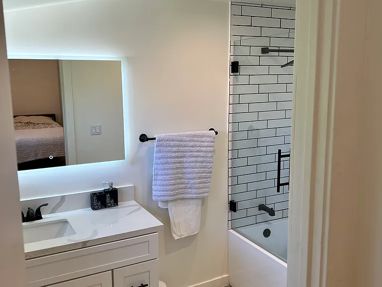 1964 Park Grove Ave #1 — Photo 20