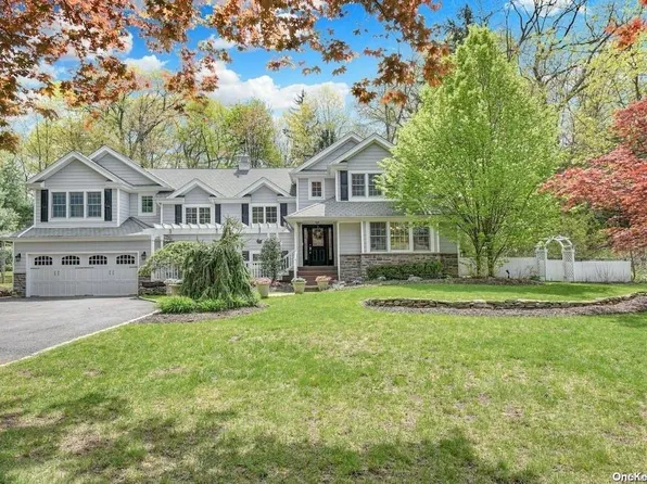 12 Tappen Drive, Melville, NY 11747