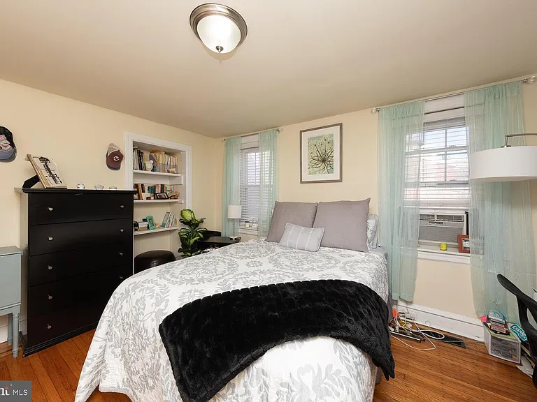 524 S Juniper St #A — Photo 9
