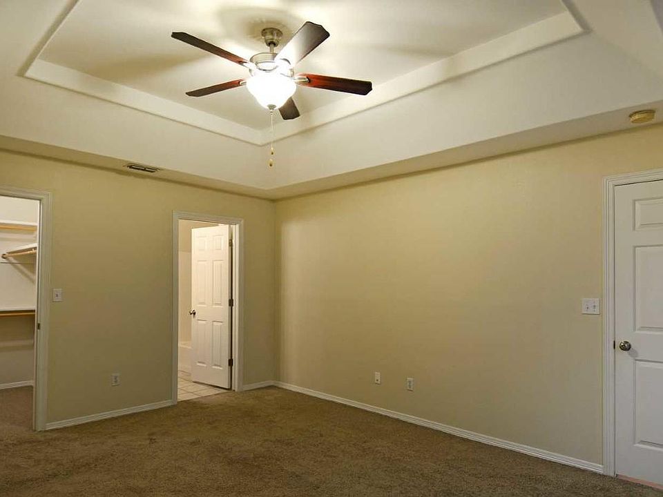 1st image of 121 E Quamasia Ave #0