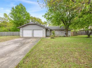 2146 W Loren Cir, Fayetteville, AR 72701
