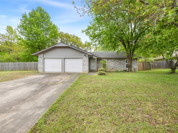 2146 W Loren Cir, Fayetteville, AR 72701