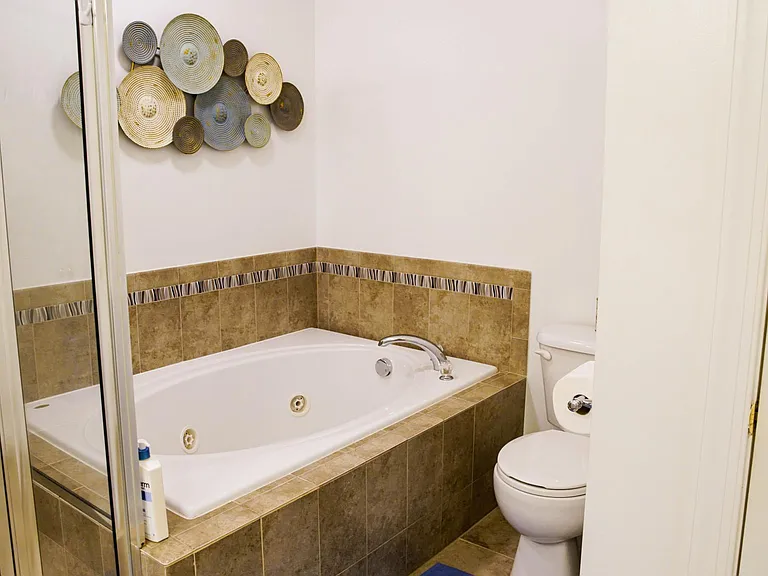 5663 Harrington Falls Ln #E — Photo 14